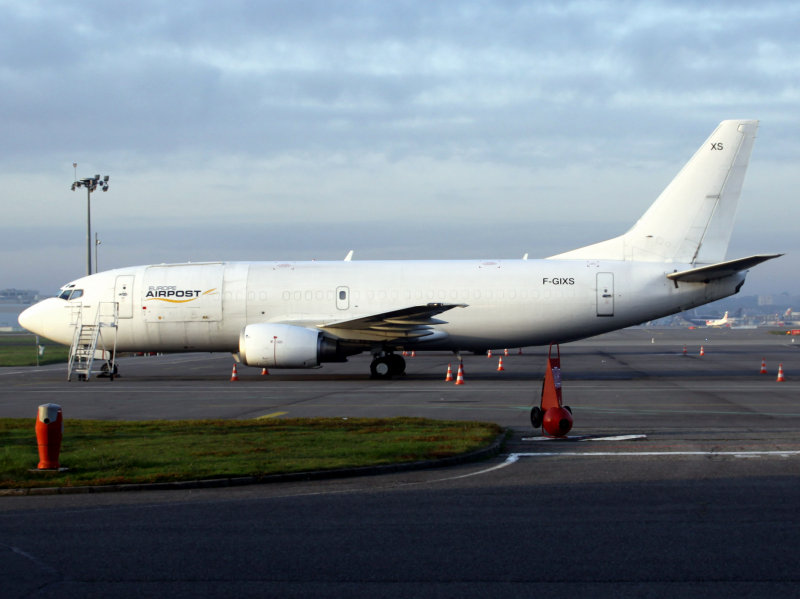 B737-300  F-GIXS 