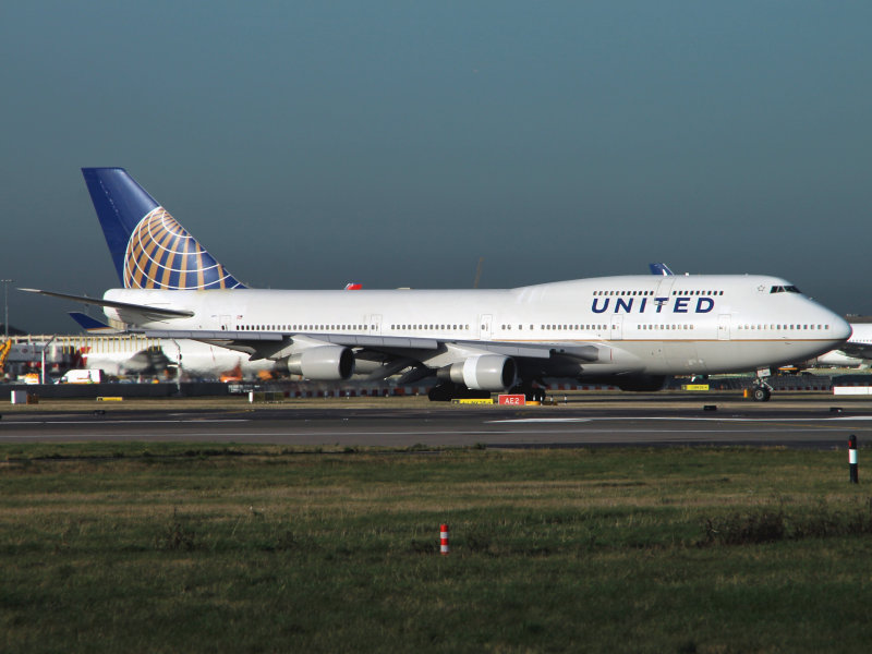 B744  N177UA  