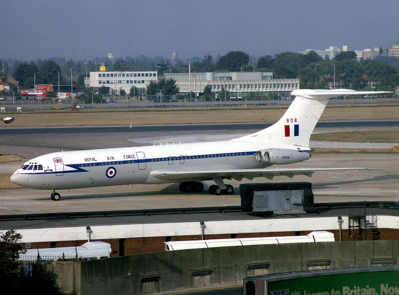 Vickers/Bae VC-10 XR-808