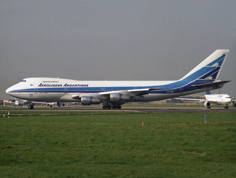 B747-287B LV-OOZ  