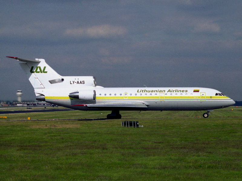 Yak 42D  LY-AAS