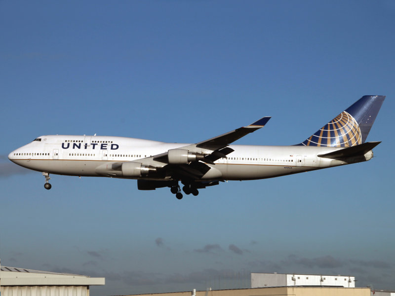 B744  N119UA  