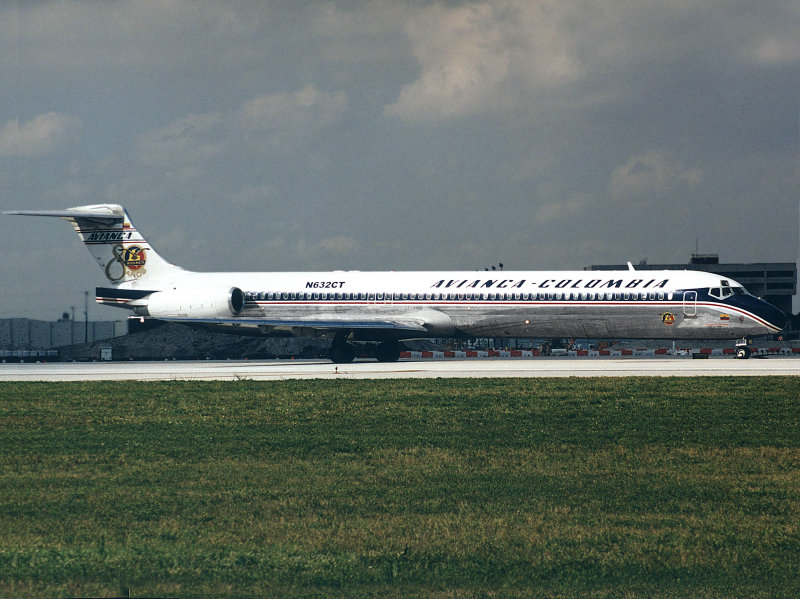 MD-80 N632CT