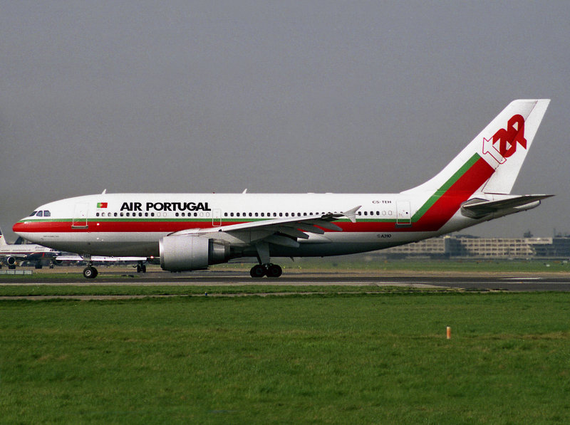 A310-300 CS-TEH  