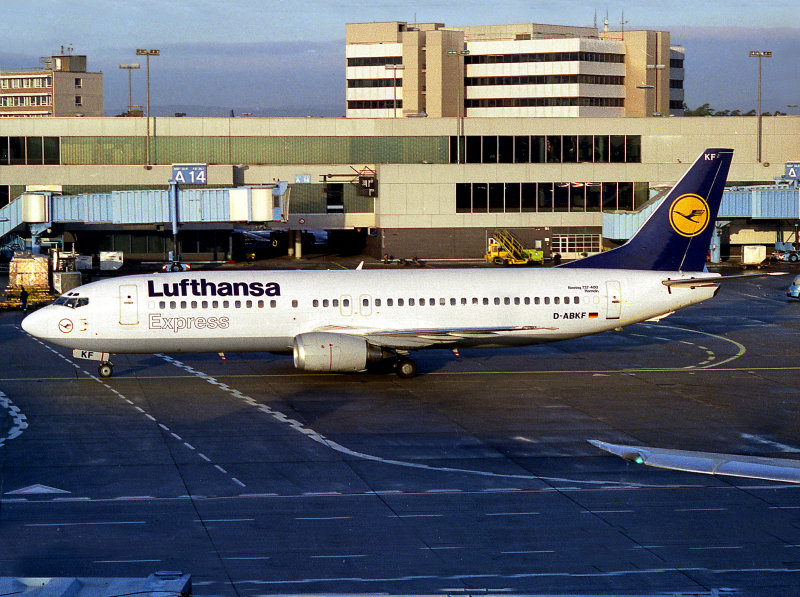B737-400  D-ABKF  