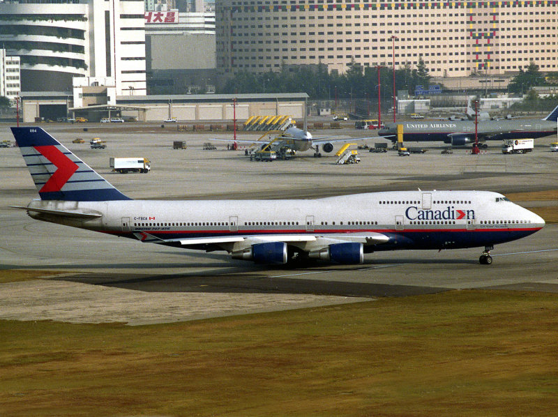 B747-400  C-FBCA  