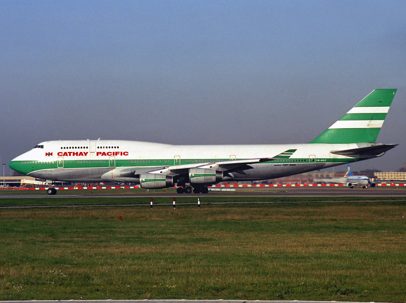 B747-400 VR-HOZ
