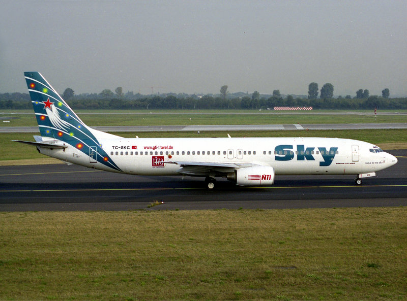 B737-400  TC-SKC