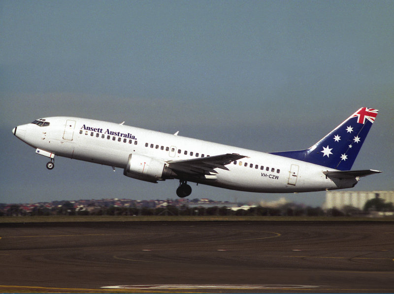 B737-300 VH-CZW  