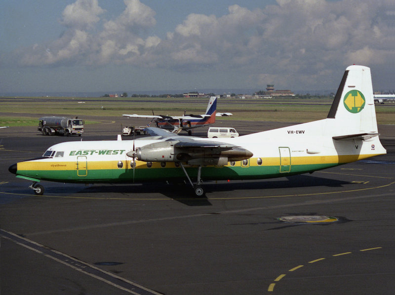 FK-227  VH-EWV 
