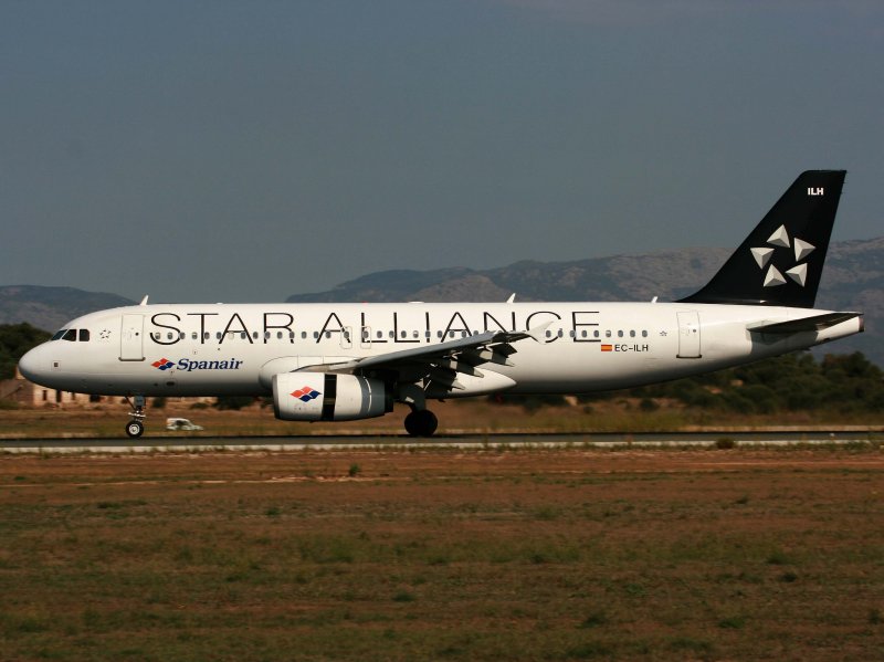 A-320 EC-ILH 