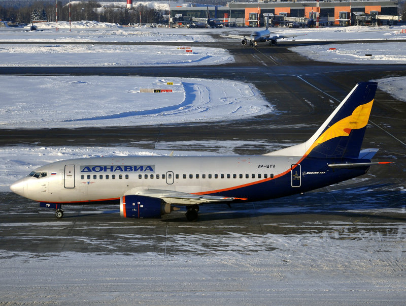 B737-500 VP-BYV  