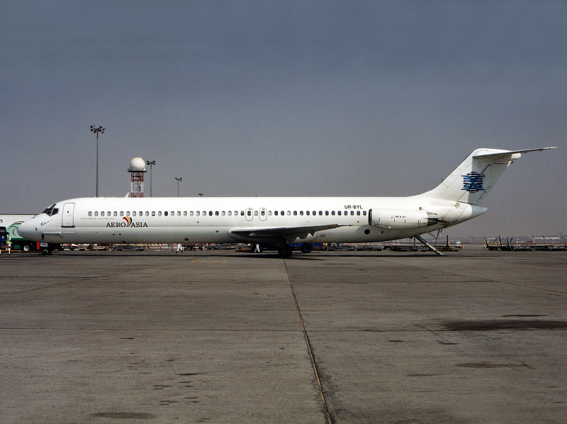 DC9-50  UR-BYL  