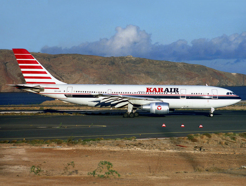 A300B  OH-LAA  