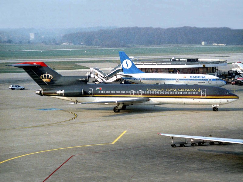 B727-200   JY-AFT   