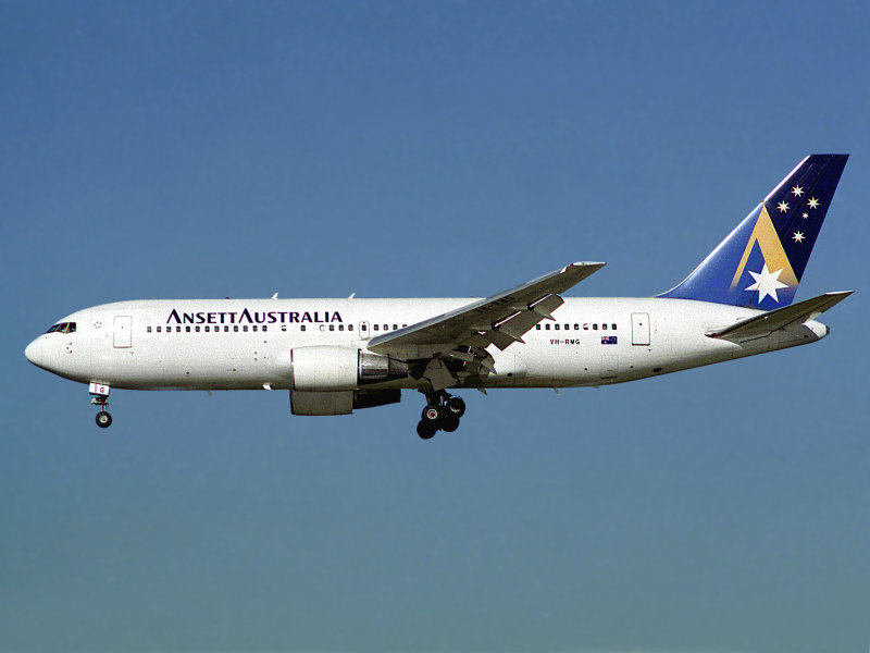 B762  VH-RMG 