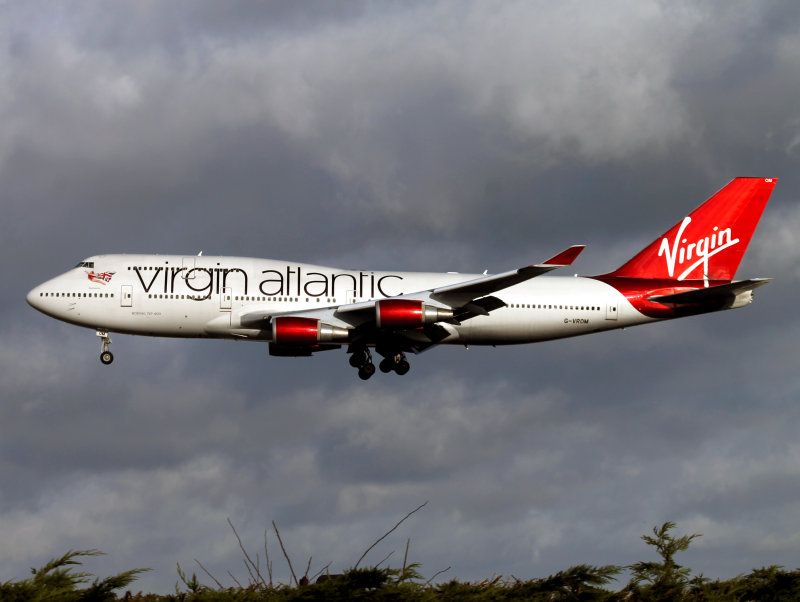 B747-400  G-VROM