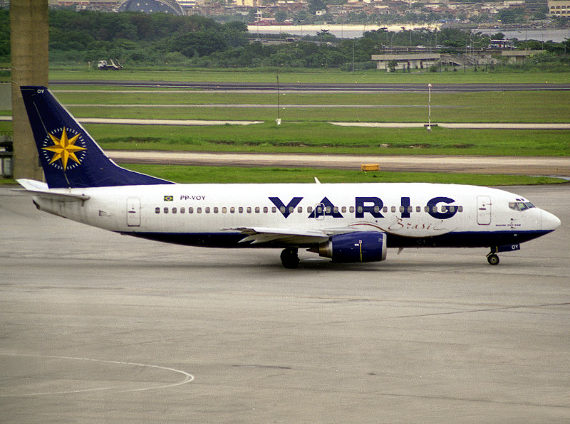 B737-300  PP-VOY  