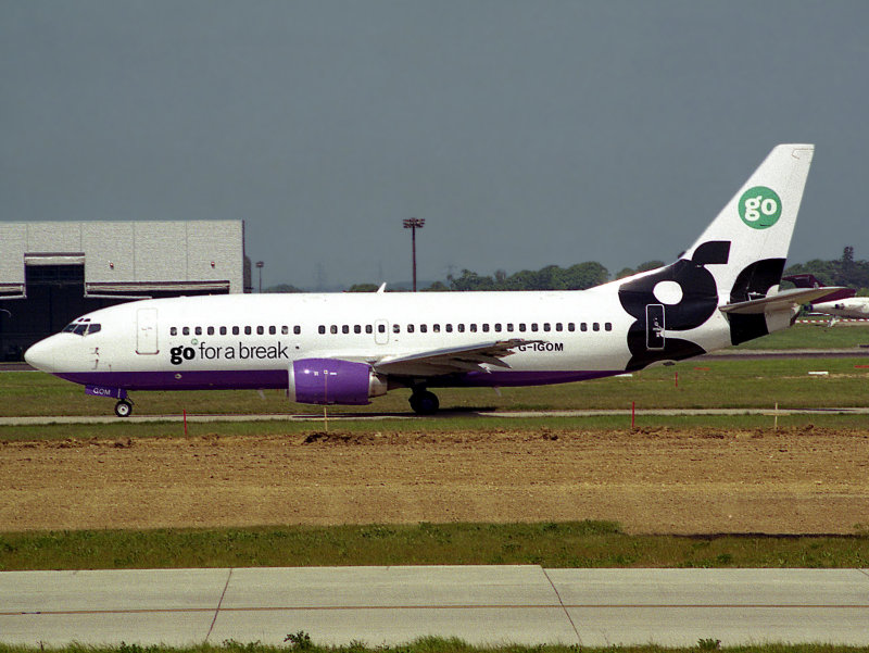 B737-300 G-IGOK  