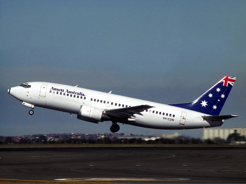 B733  VH-CZW  