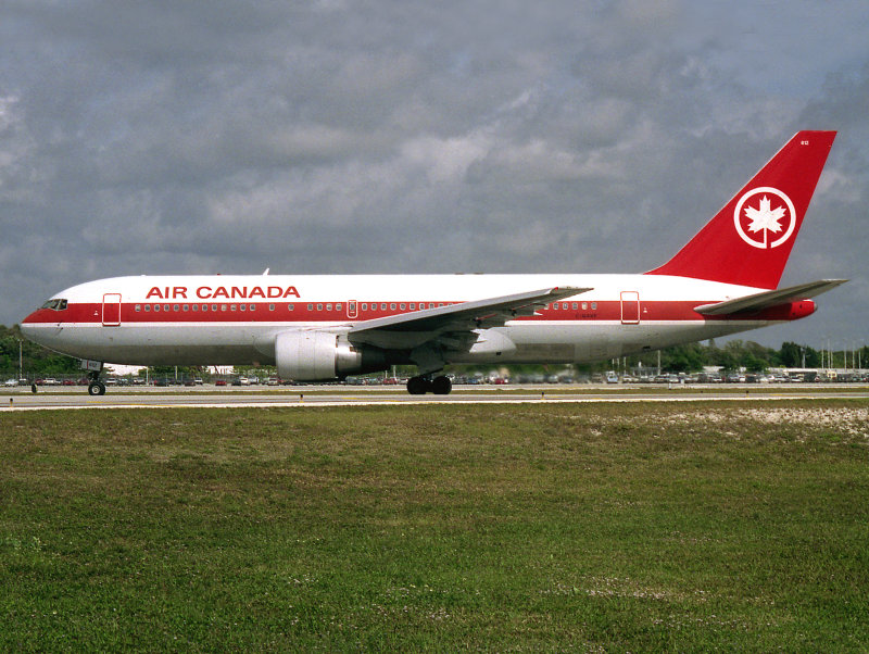 B767-200  C-GAVF  