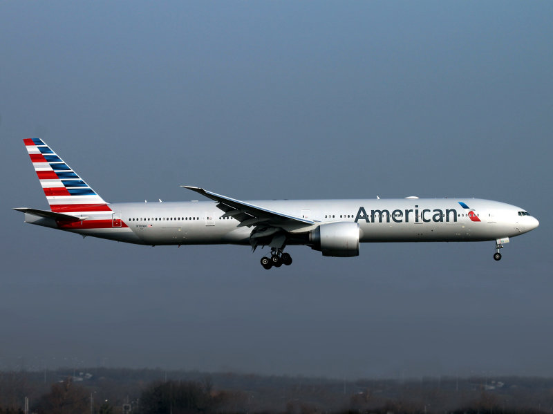 B777-300ER N718AN