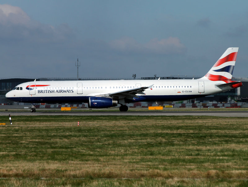 A321  G-EUXM  