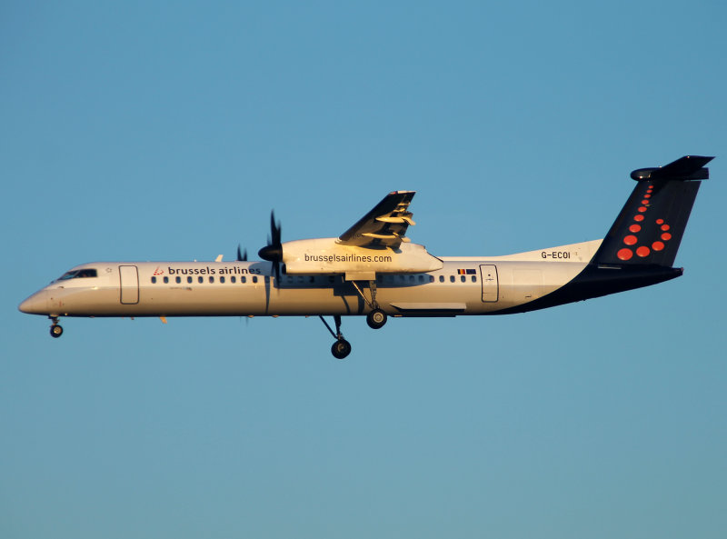 DHC-8 Q400 G-ECOI