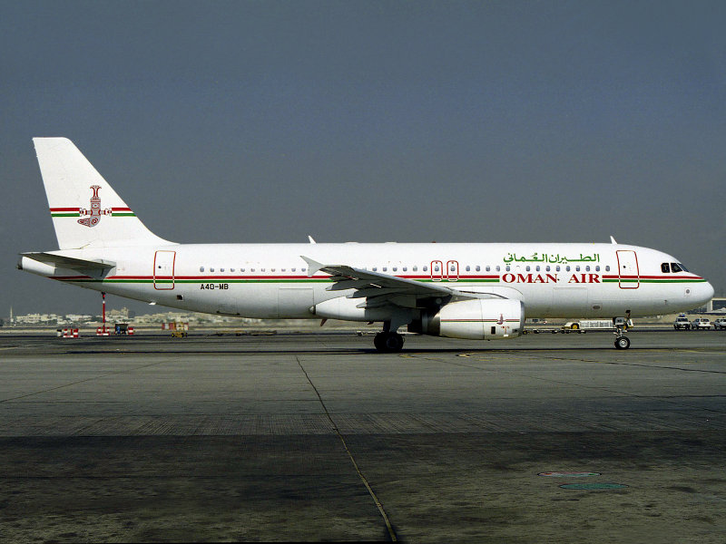 A-320  A40-MB  