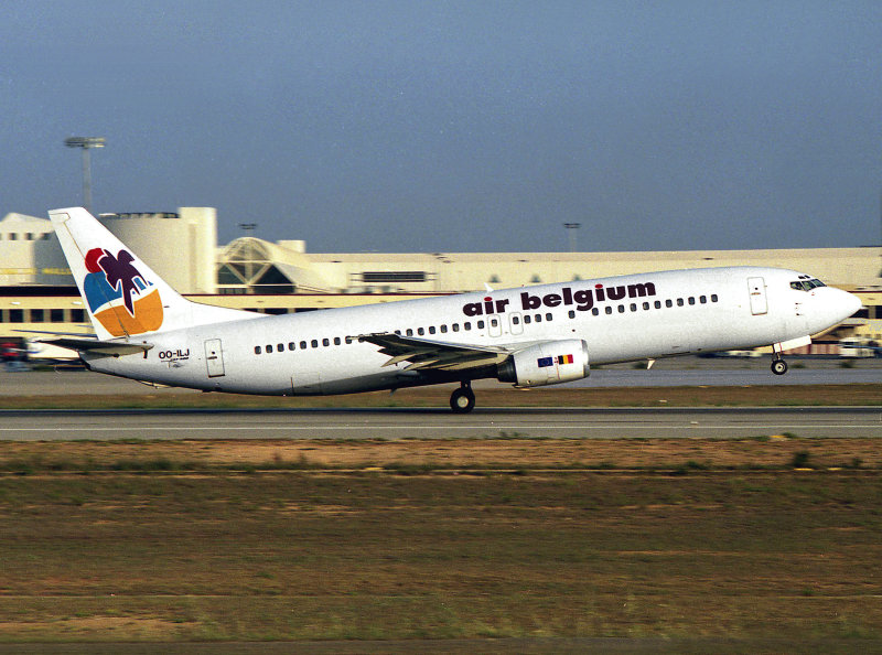 B737-400  OO-ILJ 