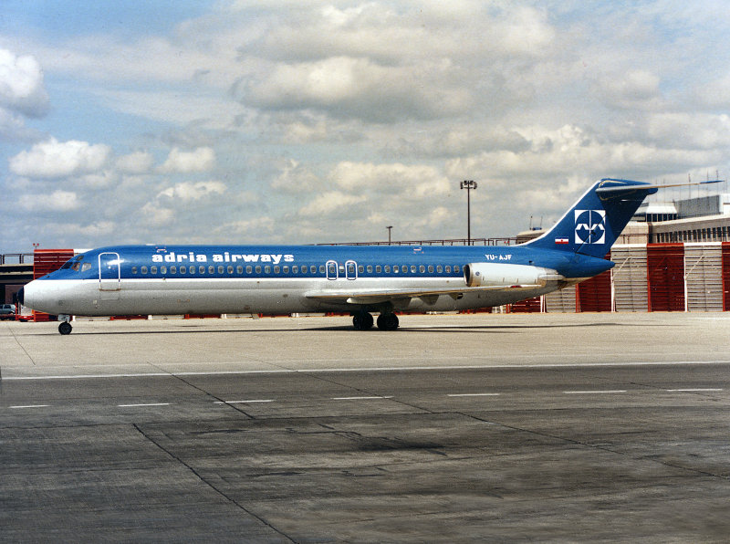 DC9-30  YU-AJF 