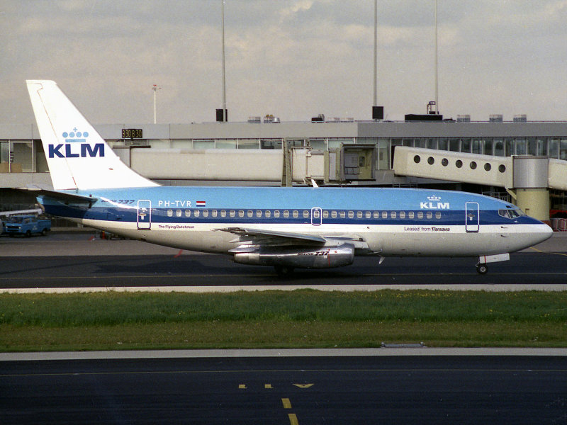 B737-200  PH-TVR 
