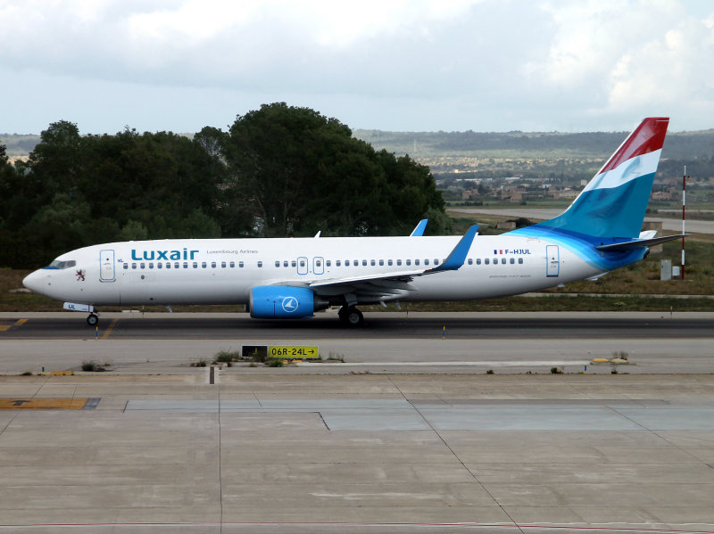 B737-800  F-HJUL  
