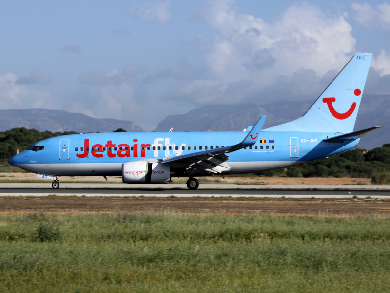 B737-700  OO-JAR  