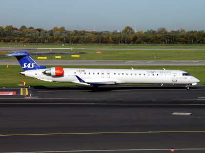 CRJ-700  OY-KFE  