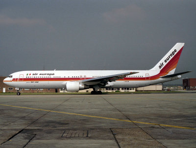 B767-300  I-AEJB 