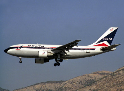 A310-200  N802PA  