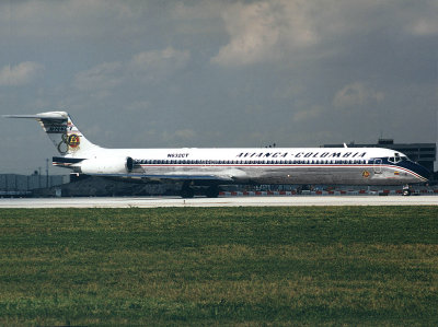 MD-80 N632CT 
