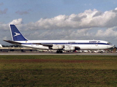 B707-320  HC-BLY 