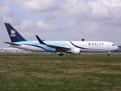 Special scheme for Habitat @ LHR with recently acquired winglets.