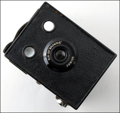 06 Kodak Six-20 Brownie Junior.jpg