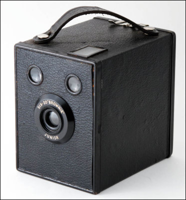 01 Kodak Six-20 Brownie Junior.jpg