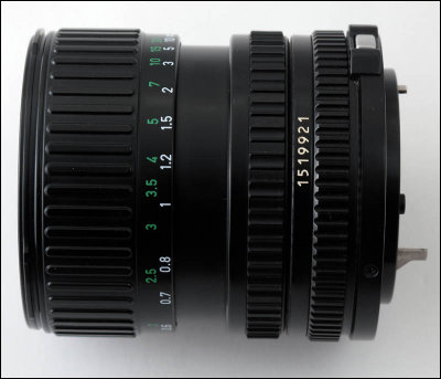 06 Canon FD 35-70mm f3.5-4.5 Lens.jpg