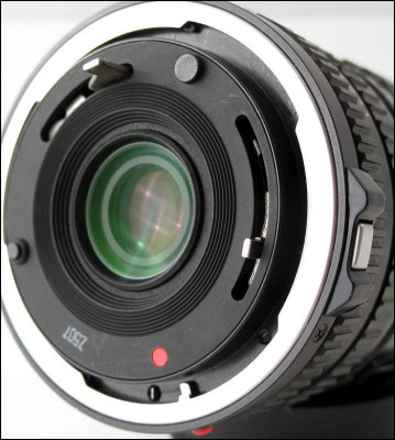 04 Canon FD 35-70mm f3.5-4.5 Lens.jpg