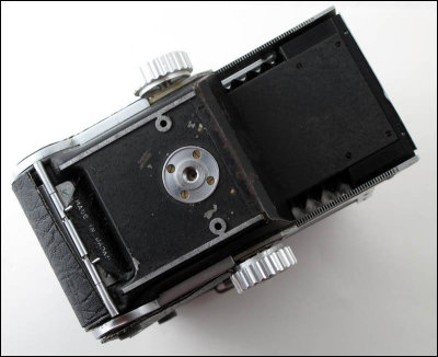 05 Mamiyaflex C2 TLR Body.jpg