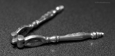 # 24 - B & W - Crackers!