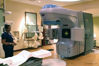 November 2012 - radiation specialist Lenia with the giant radiation machine that treated me at the Sylvester Cancer Center