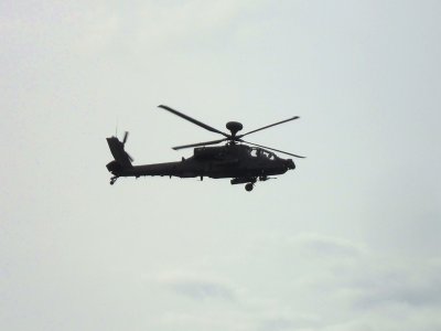 APACHE HELICOPTER  .  1