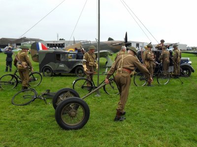 'DAD'S ARMY' PREPARE FOR ACTION