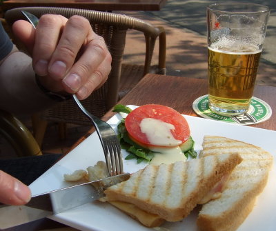 Bread with ham and cheese